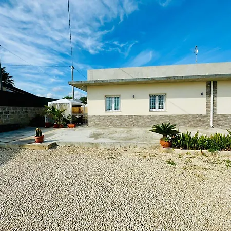 Casa Gavedi At 150 Meters About From The Holiday home Avola